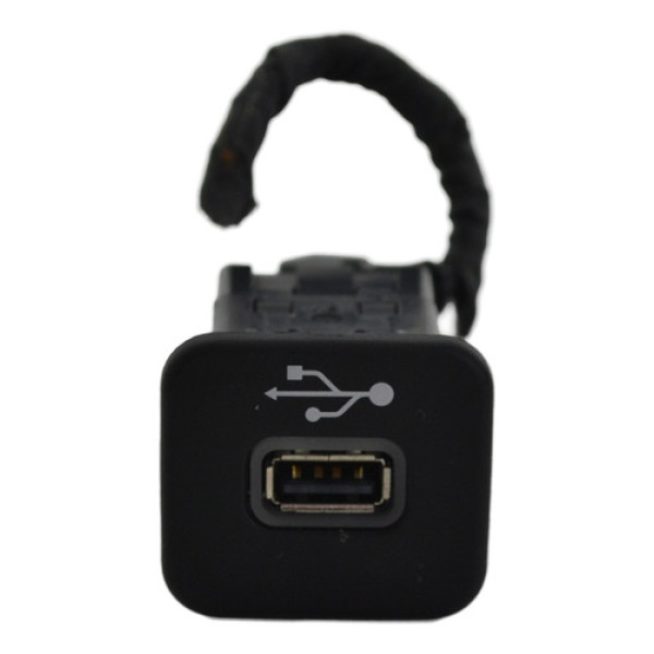 Entrada Usb Console Fiat Cronos 2018 Original