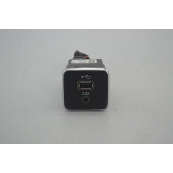 Conector Entrada Usb Auxiliar Jeep Compass 2017 Origina