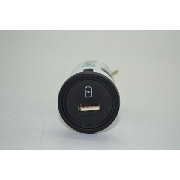 Entrada Usb Console Hb20s 2021 Original