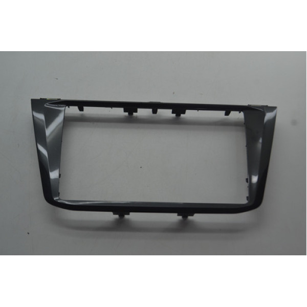 Moldura Central Multimidia Vw Tiguan 2019 Original 5nn858069 Preto