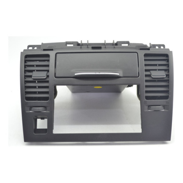 Moldura Central Painel Com Difusor Nissan Tiida 2010 Orig