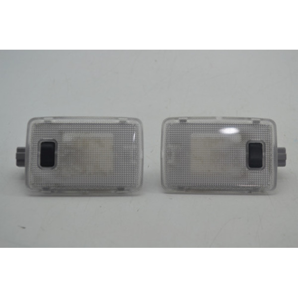 Par Luz Cortesia Interna Teto Toyota Yaris 2023 Original