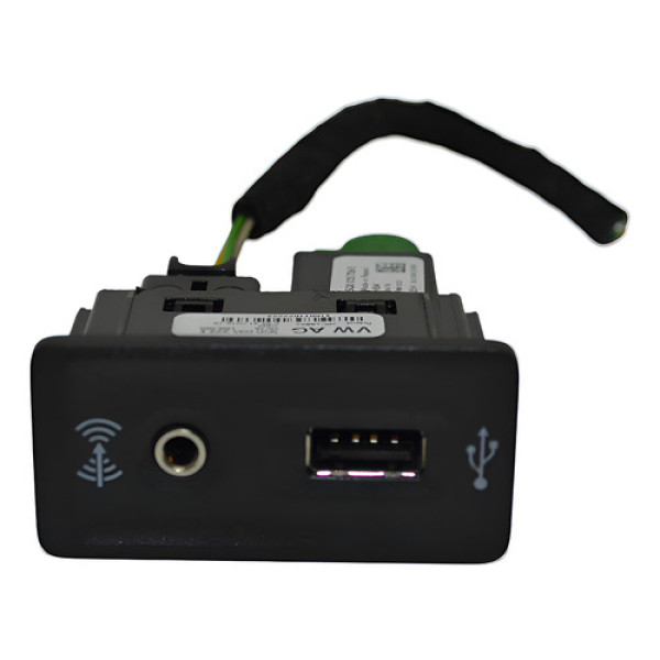 Entrada Conector Usb Auxiliar Volkswagen Golf 2017 Original