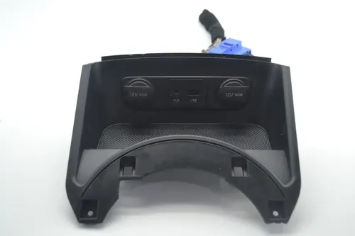Tomada Entrada Energia Usb Auxiliar Kia Sportage Original