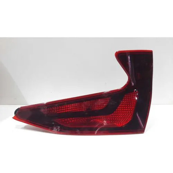 Lanterna Tampa Lado Direito Hb20 Hatch 2020 A 22 Detalhe  Direito/passageiro Vermelho
