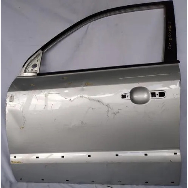 Porta Dianteira Esquerda Hyundai Tucson 2005 A 15 Detalhes  Dianteira Esquerdo Prateado