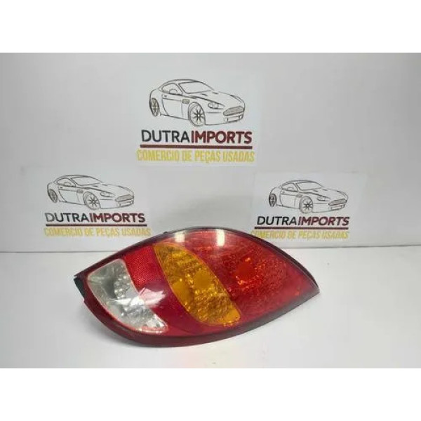 Lanterna Direita Gm Celta 2000 A 2006 Detalhe  Direito/passageiro Vermelho
