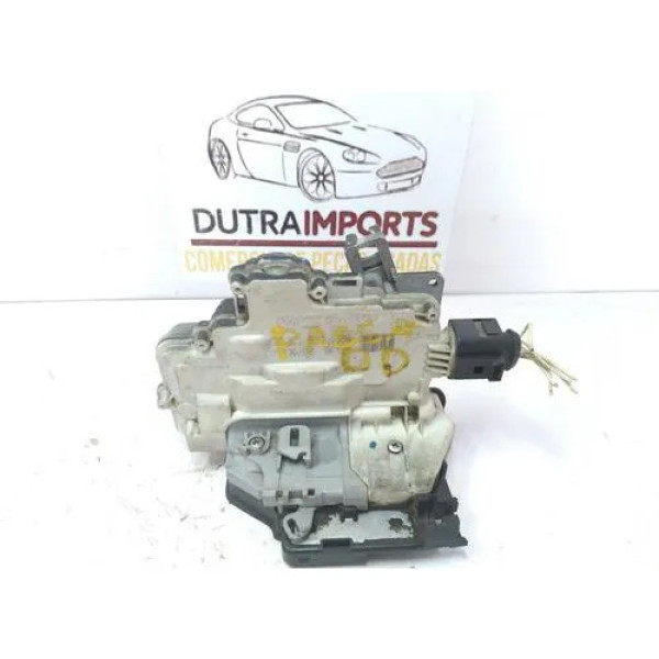 Fechadura Eletrica Dianteira Direita Vw Passat 2006 A 2012