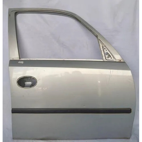 Porta Dianteira Direita Meriva 2003 2004 A 2012 Dianteira Direita Prateado