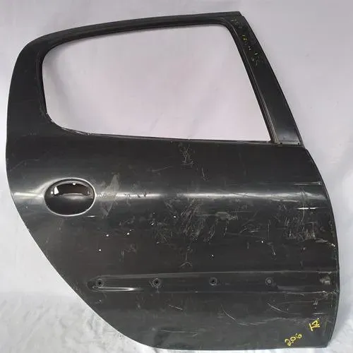 Porta Traseira Direita Peugeot 206 207 Passion Detalhes  Traseira Direita Preto