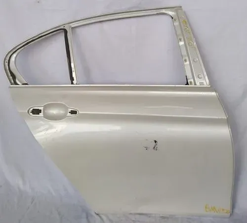 Porta Trase Direita Bmw Série 3 F30 316 320 328 335 M3 13/18 Traseira Direita Branco