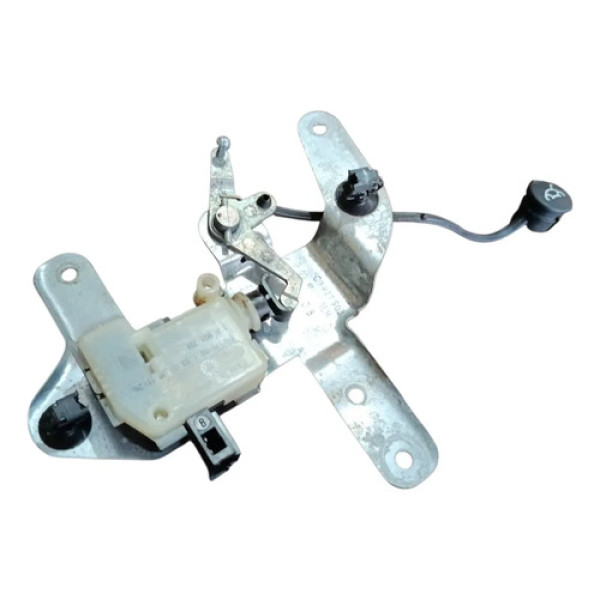 Trava Fechadura Tampa Traseira Vw New Beetle 2007 2010