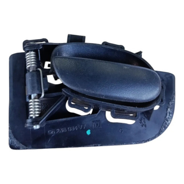 Maçaneta Interna Puxador Traseira Esq Peugeot 207 2007 2015 Preto Traseira