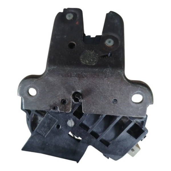 Fechadura Trava Tampa Porta Malas Vw Passat B6 Fsi 2006 2010
