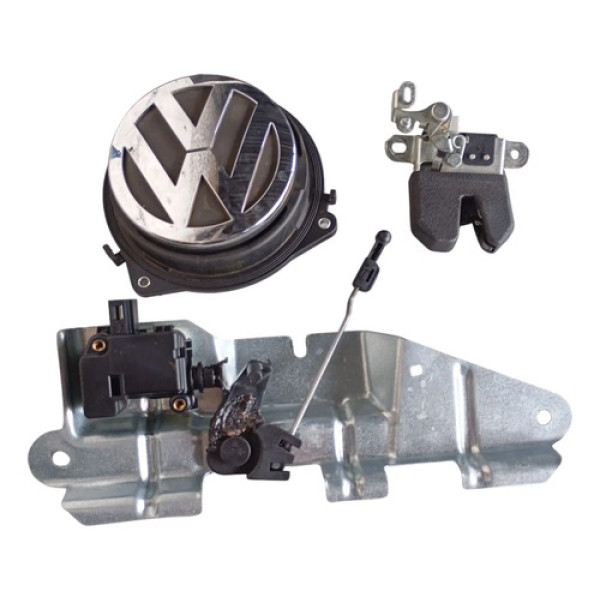 Kit Jogo Fechadura Trava Tampa Porta Malas Vw Bora 2010