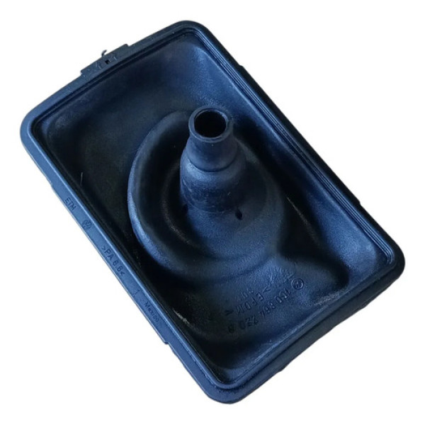 Coifa Guarda Pó Caix Dir Audi A3 1.8 Turbo Vw Golf 2001 2006