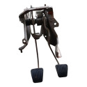 Suporte Pedaleira Freio Embreagem Gm Corsa Classic 2000 2005 Prata