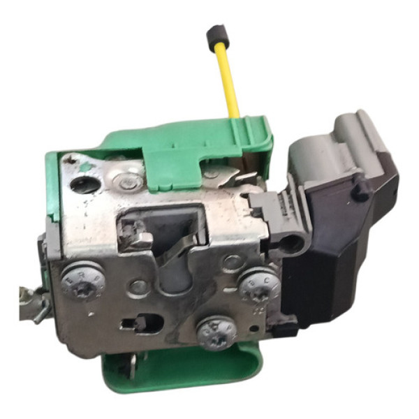 Fechadura Porta Esquerda Fiat Fiorino Uno 2p 2017 2021