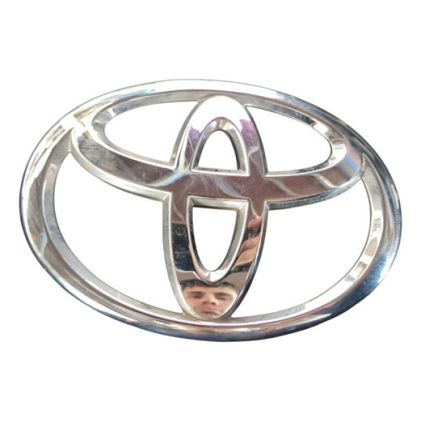 Emblema Grade Dianteira Toyota Corolla 2015 2018