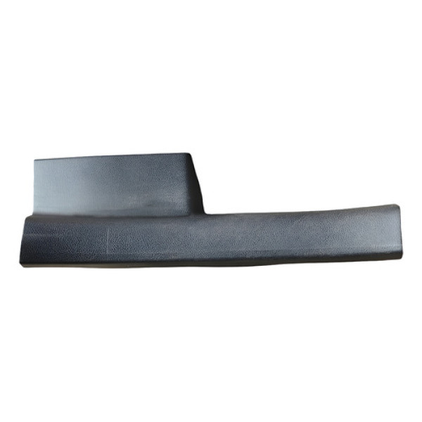 Soleira Traseira Direita Nissan March 2013 2018 769b61hl0a Preto