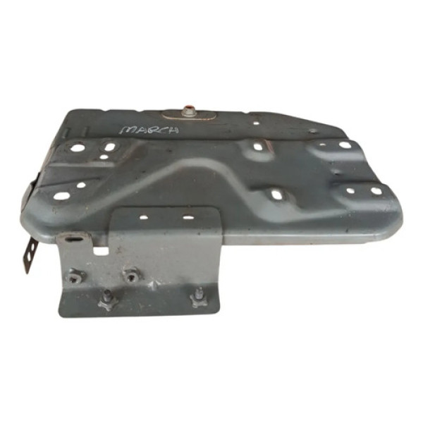 Suporte Base Bateria Nissan March Versa 2012 2016 Cinza