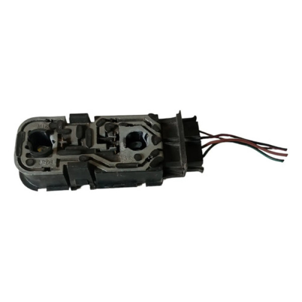 Soquete Lanterna Traseira Direita Vw Gol Quadrado 87/96  Esquerdo