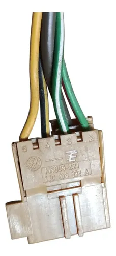 Plug Conector Chicote Tampa Porta Malas Vw Golf Gol Fox 2008