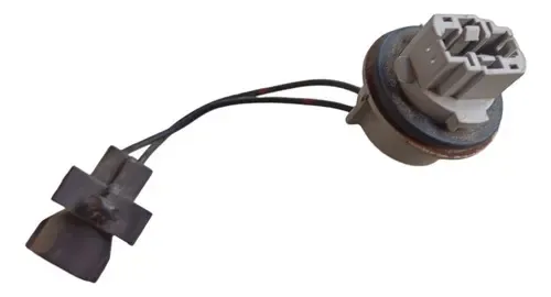 Soquete Luz Freio Break Light Mitsubishi Pajero 2013