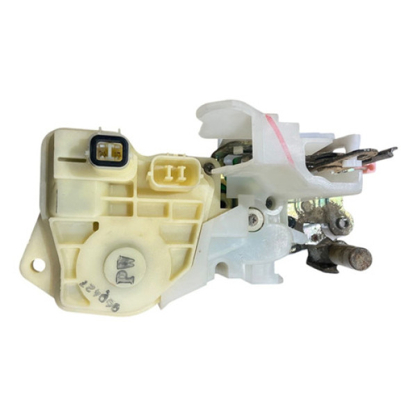 Fechadura Porta Traseira Esquerda Fit 2003 A 2007