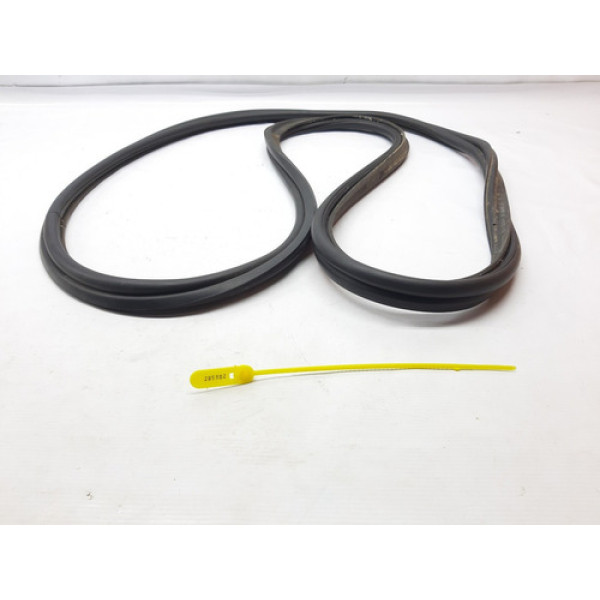 Borracha De Vedação Tampa Traseira Bmw 320i 2008 Cx306