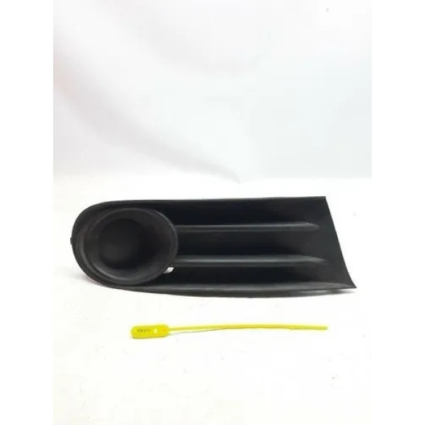 Grade Parachoque Direito Gol G5 Saveiro C/detalhe Cx137 Preto Direito