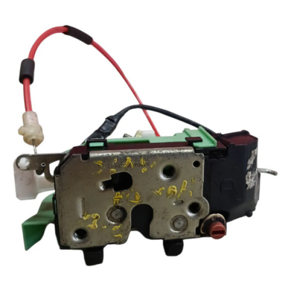 Fechadura Dianteira Direita Fiat Uno Punto Idea 2008 A 2021