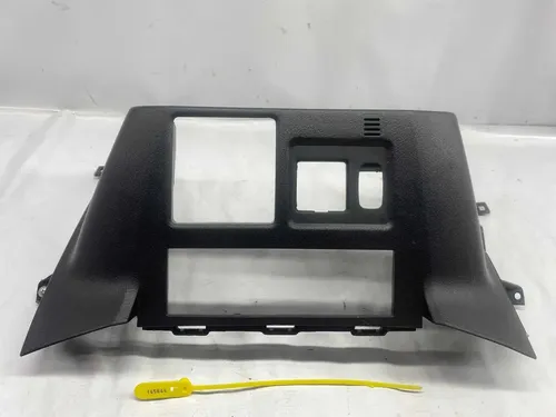 Moldura Inferior Painel Central Pajero Full 3.2 2008/18 S28