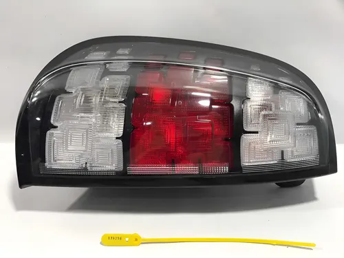 Lanterna Traseira Esquerda Fiat Uno 2019 2020 Original  Esquerdo Vermelho