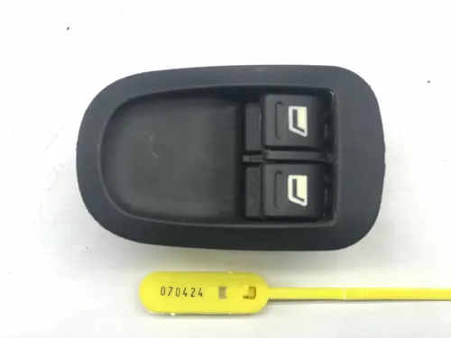 Botao Vidro Elétrico Peugeot 206 207 1999 À 2010 Cx207