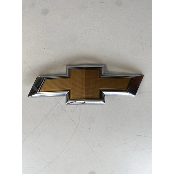 Emblema Símbolo Gravata Chevrolet Tracker 1.2 2021 2022 Prateado