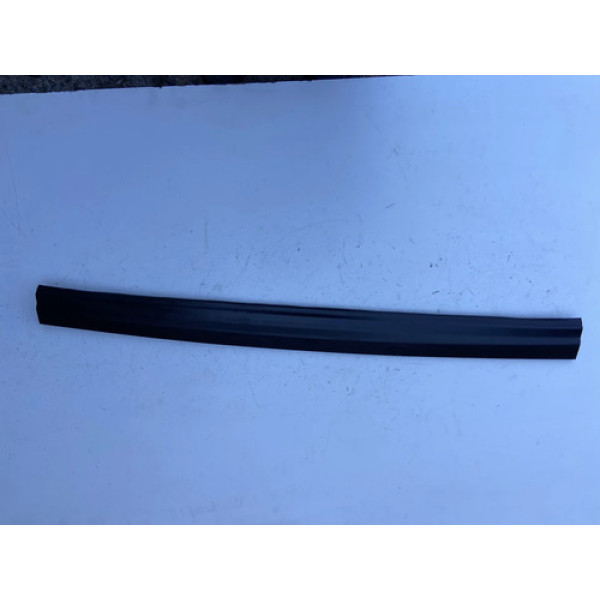 Acabamento Moldura Superior Vigia Fiat Toro Preto