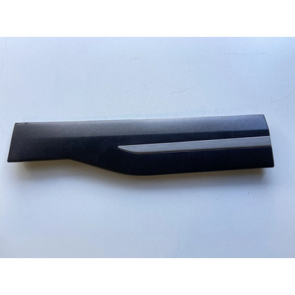 Moldura Da Porta Traseira Esquerda Kicks 1.6 2021 2022 Preto