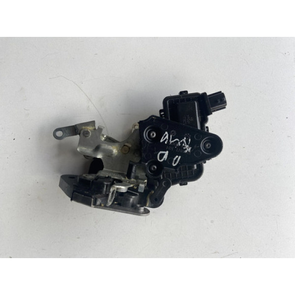 Fechadura De Porta Dianteira Direita Kwid 1.0 2017 2018