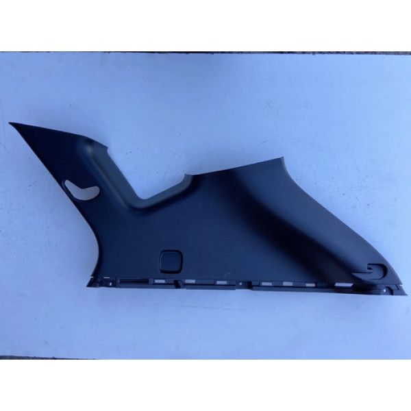 Moldura Coluna Traseira Direita Hyundai Ix35 2011 2012 Preto