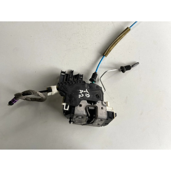 Fechadura De Porta Traseira Direita Mercedes A200 2014 2015