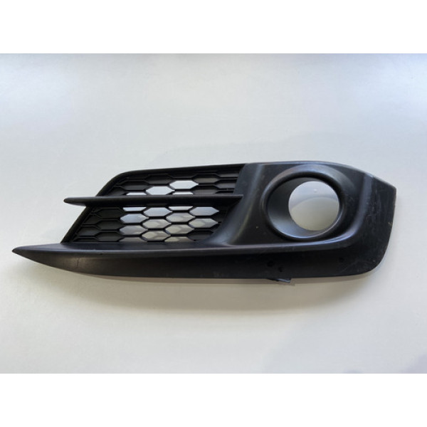Moldura Farol De Milha Lado Direito Honda Civic 2.0 2018 Direito