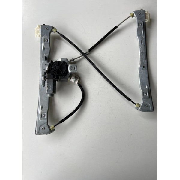 Maquina De Vidro Dianteira Direita Citroen Ds3 2013 2014