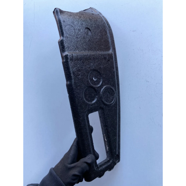 Isopor Do Assoalho Direito Chevrolet Tracker 1.2 2021 2022