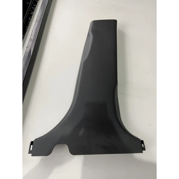 Moldura Soleira Da Coluna L.d Hyundai I30 2.0 2010 2011 Preto