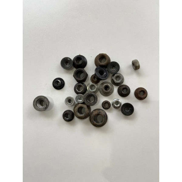 Kit 25 Porcas Sortidas Automotivo 213 Preto