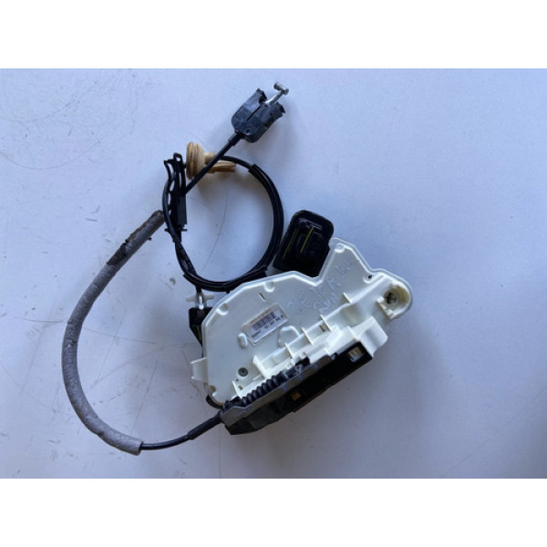Fechadura Da Porta Dianteira Esquerda Jetta 2012 2013 2014