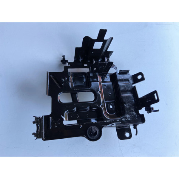 Suporte Bateria Chevrolet Tracker 1.2 2021 2022 Preto