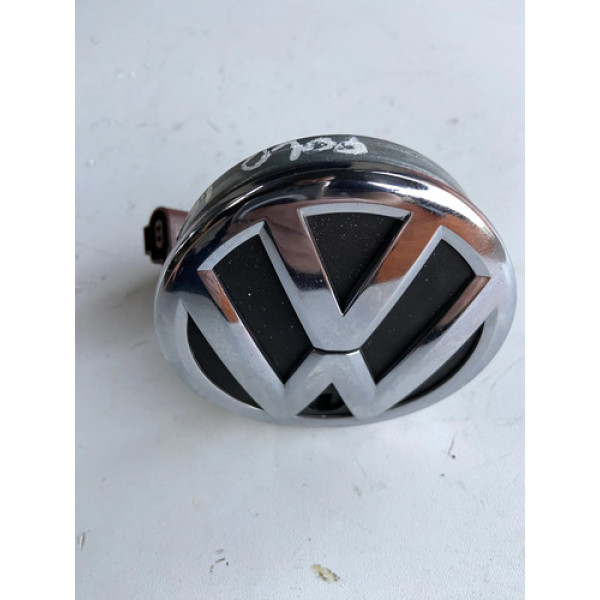Emblema Miolo Fechadura Tampa Traseira Polo Sedan 1.6 2012 Prateado
