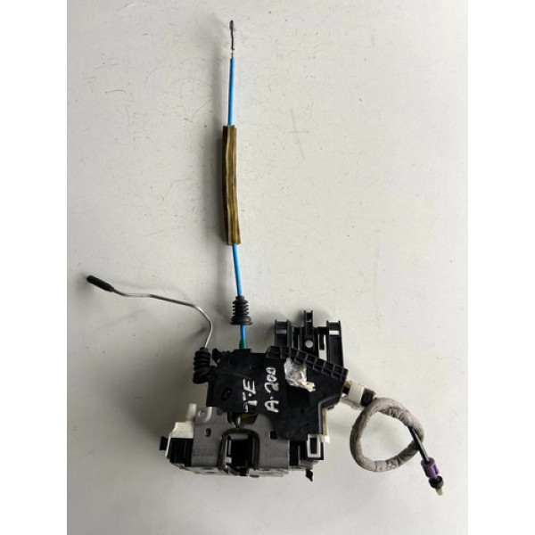 Fechadura De Porta Traseira Esquerda Mercedes A200 2014 2015